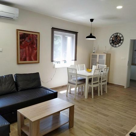 Teta Lidia Apartment Krilo Екстериор снимка