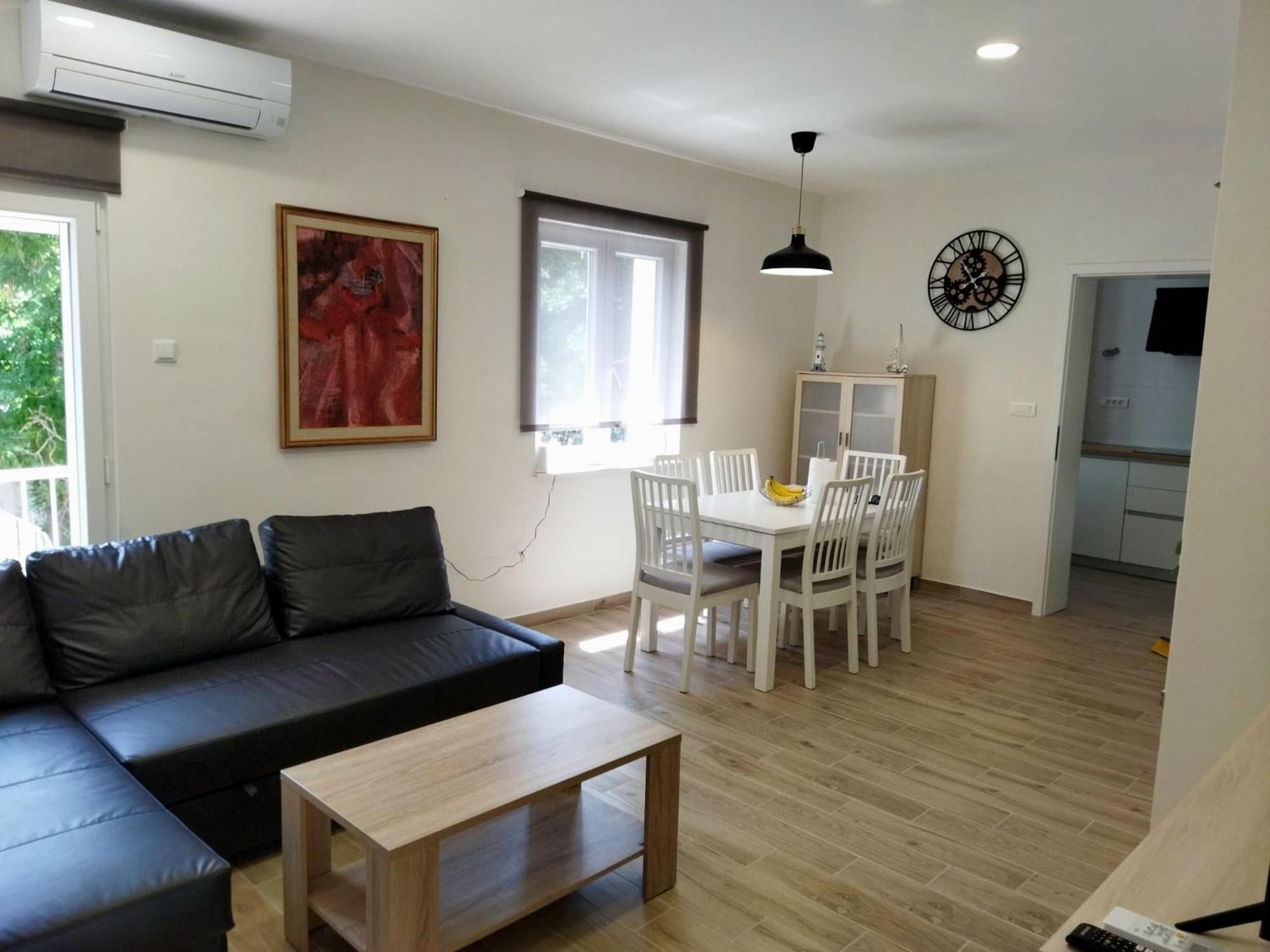 Teta Lidia Apartment Krilo Екстериор снимка
